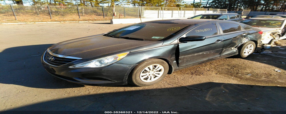 5NPEB4AC7DH597530 2013 HYUNDAI SONATA photo no. 2