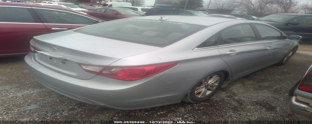 5NPEB4AC2DH773724 2013 HYUNDAI SONATA photo no. 4