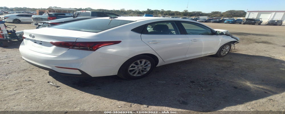 3KPC24A65NE180284 2022 HYUNDAI ACCENT photo no. 4