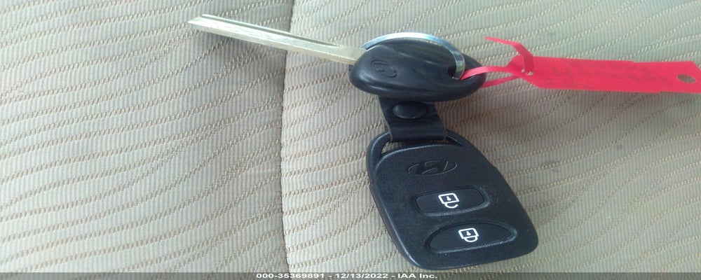 KMHCU4AE2DU582504 2013 HYUNDAI ACCENT photo no. 11