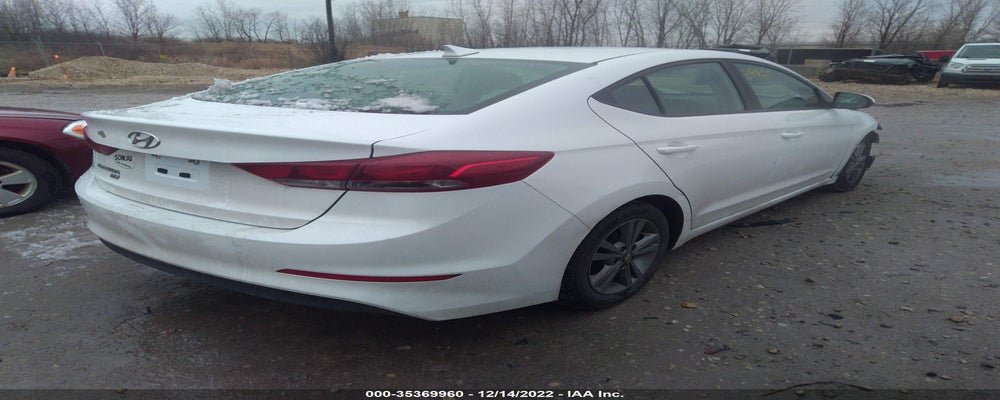 5NPD74LF1HH201795 2017 HYUNDAI ELANTRA photo no. 4