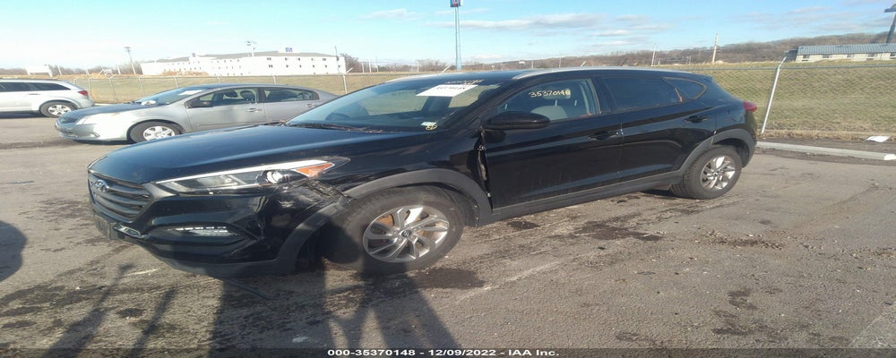 KM8J3CA4XGU137993 2016 HYUNDAI TUCSON photo no. 2
