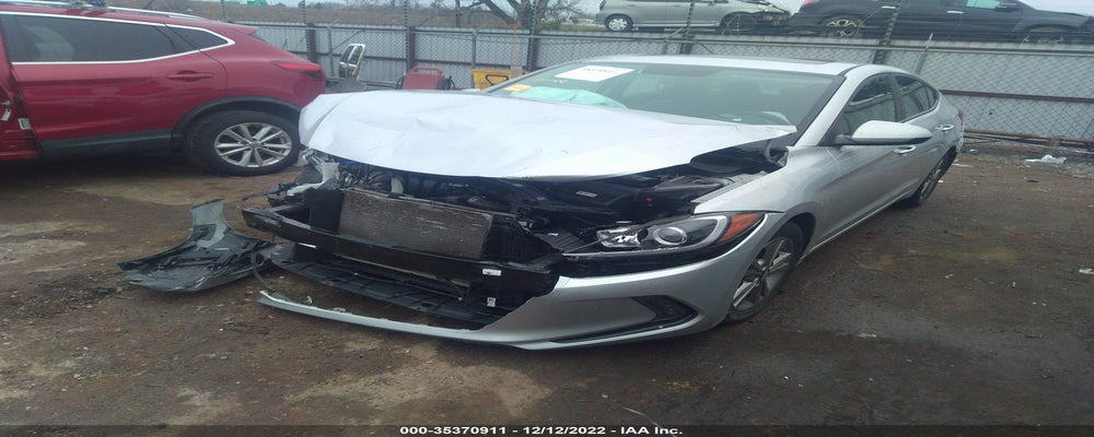 KMHD84LF0JU461092 2018 HYUNDAI ELANTRA photo no. 2