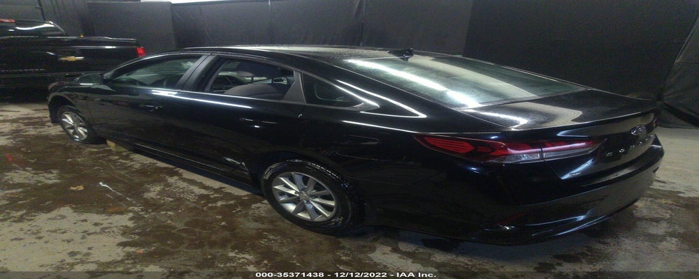 5NPE24AF7JH725786 2018 HYUNDAI SONATA photo no. 3