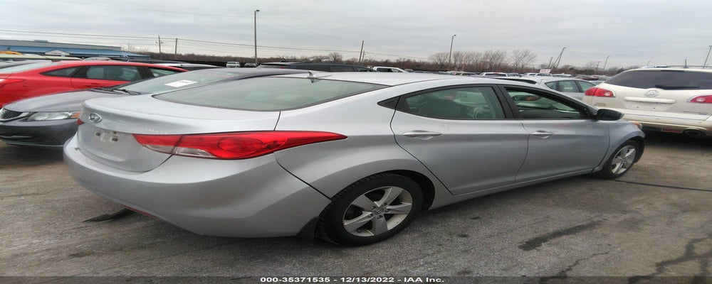 5NPDH4AE9DH416343 2013 HYUNDAI ELANTRA photo no. 4