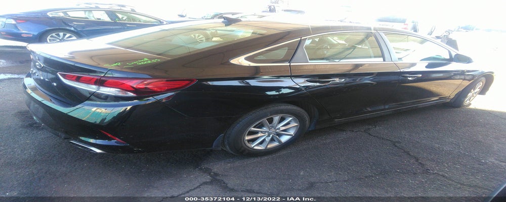 5NPE24AF4JH695856 2018 HYUNDAI SONATA photo no. 4
