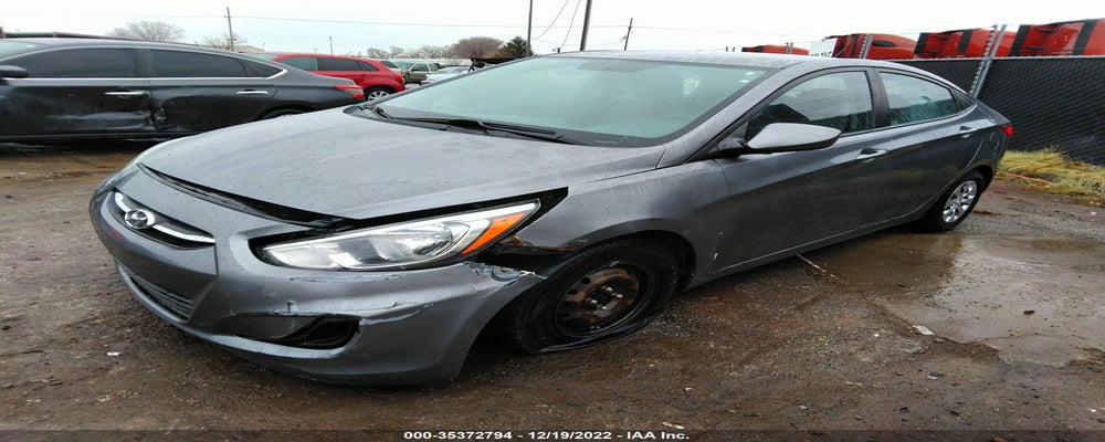 KMHCT4AE2FU921428 2015 HYUNDAI ACCENT photo no. 2
