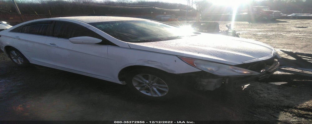 5NPEB4AC2BH017422 2011 HYUNDAI SONATA photo no. 18