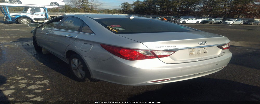 5NPEC4AC9BH261808 2011 HYUNDAI SONATA photo no. 3