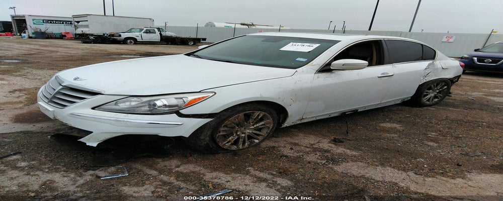 KMHGC4DD1DU254501 2013 HYUNDAI GENESIS photo no. 2