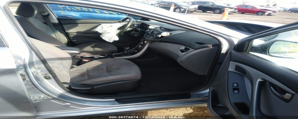5NPDH4AE7GH784184 2016 HYUNDAI ELANTRA photo no. 5