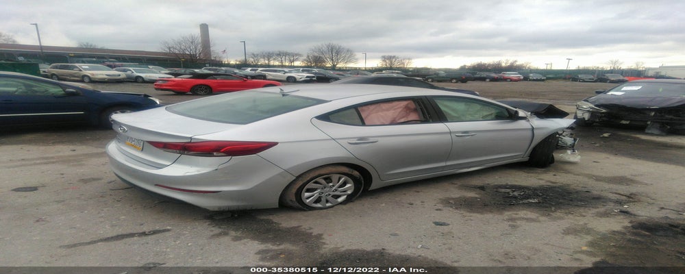 5NPD74LF6HH104415 2017 HYUNDAI ELANTRA photo no. 4