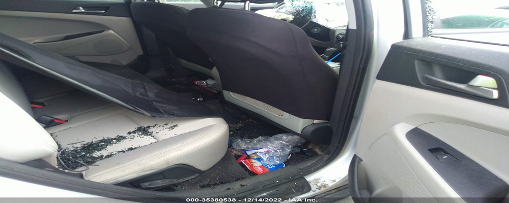 KM8J3CA46JU708371 2018 HYUNDAI TUCSON photo no. 8