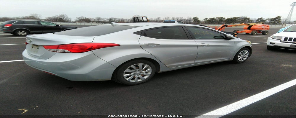 5NPDH4AE4BH026196 2011 HYUNDAI ELANTRA photo no. 4