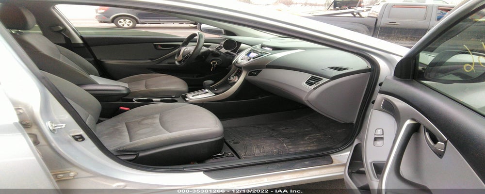 5NPDH4AE4BH026196 2011 HYUNDAI ELANTRA photo no. 5