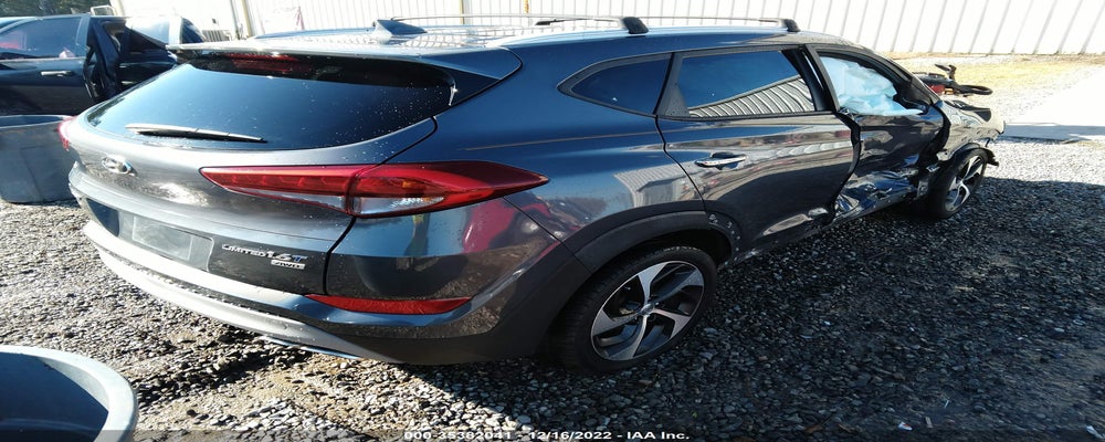 KM8J3CA20HU363668 2017 HYUNDAI TUCSON photo no. 4