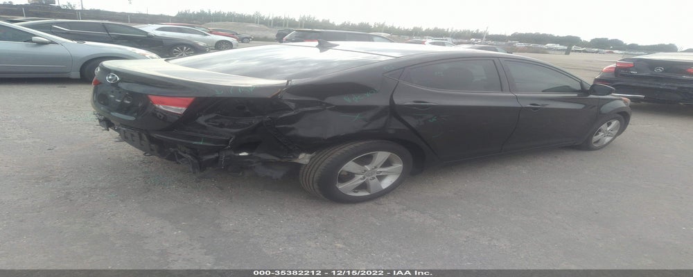 5NPDH4AE2DH439561 2013 HYUNDAI ELANTRA photo no. 4
