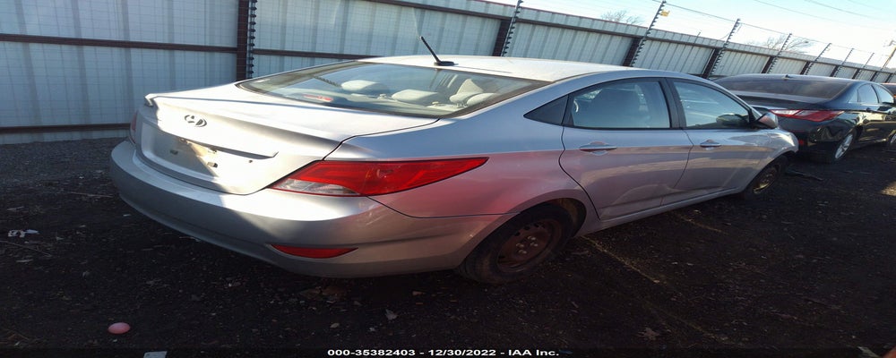 KMHCT4AE4FU792673 2015 HYUNDAI ACCENT photo no. 4