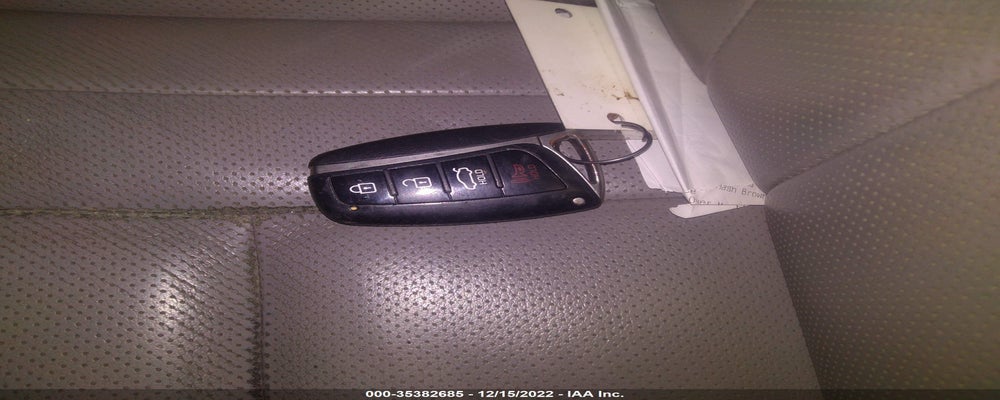 KMHGN4JE9FU084317 2015 HYUNDAI GENESIS photo no. 11
