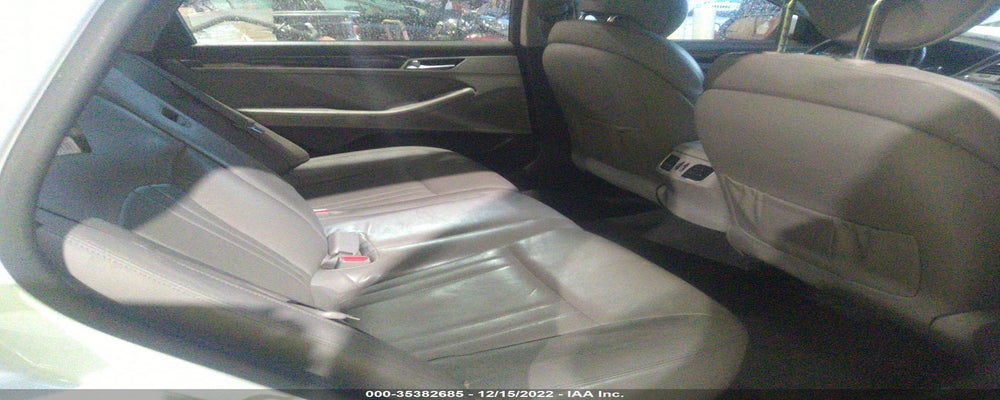 KMHGN4JE9FU084317 2015 HYUNDAI GENESIS photo no. 8