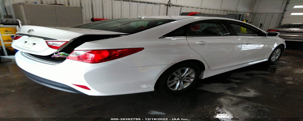 5NPEB4AC3EH926354 2014 HYUNDAI SONATA photo no. 4