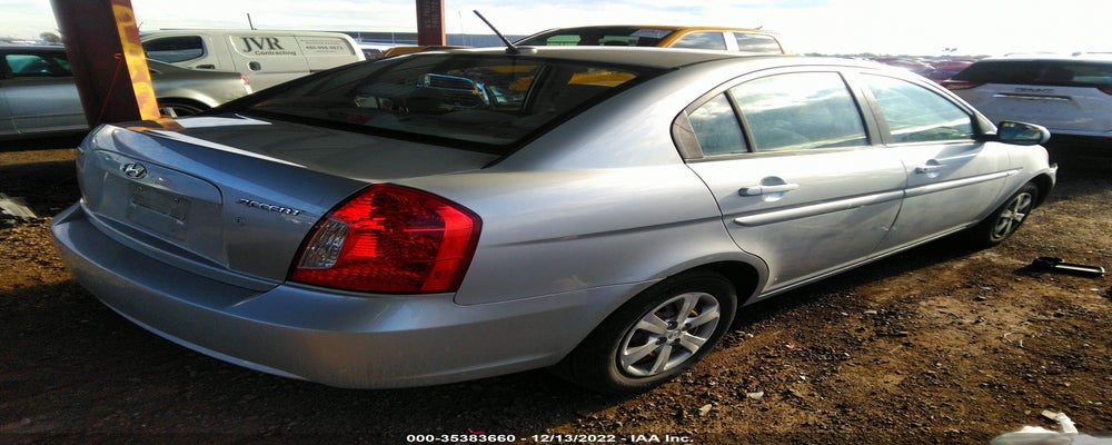 KMHCN4AC1AU423514 2010 HYUNDAI ACCENT photo no. 4