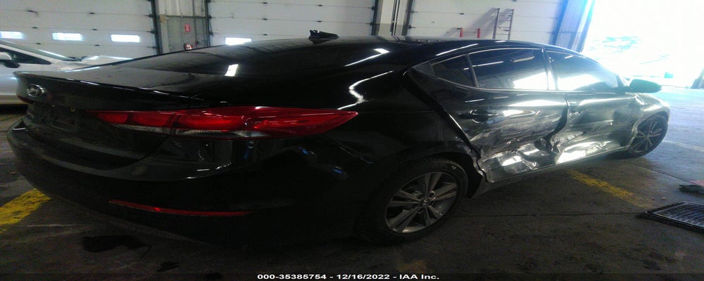 5NPD84LF3HH039049 2017 HYUNDAI ELANTRA photo no. 4