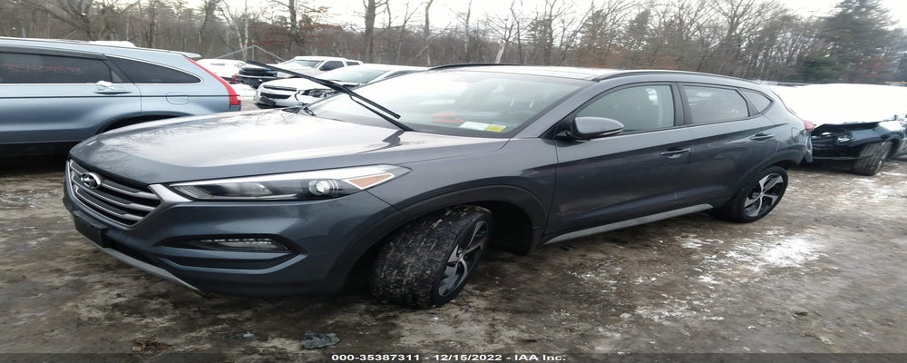 KM8J3CA26JU685477 2018 HYUNDAI TUCSON photo no. 2