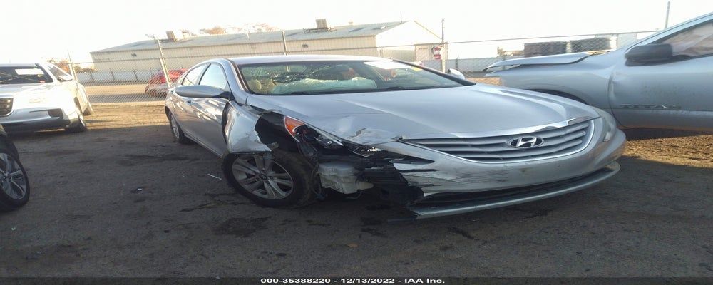 5NPEB4AC1CH366878 2012 HYUNDAI SONATA photo no. 1