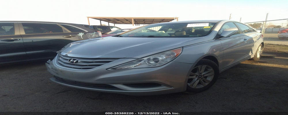 5NPEB4AC1CH366878 2012 HYUNDAI SONATA photo no. 2