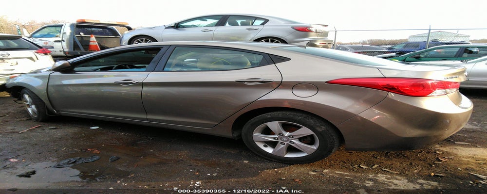 5NPDH4AE8DH288712 2013 HYUNDAI ELANTRA photo no. 3