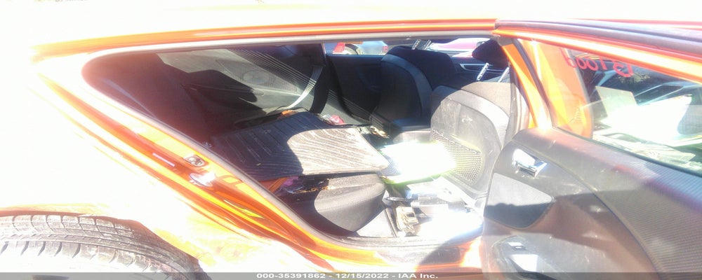 KMHTC6AD1GU271589 2016 HYUNDAI VELOSTER photo no. 8