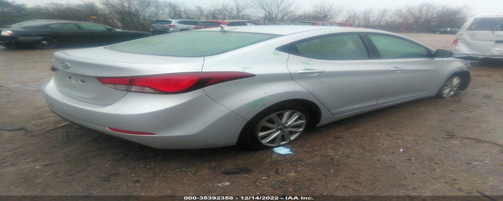 KMHDH4AE8FU394808 2015 HYUNDAI ELANTRA photo no. 4