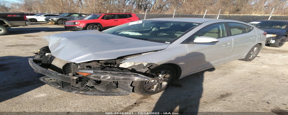 5NPD84LFXJH241215 2018 HYUNDAI ELANTRA photo no. 2