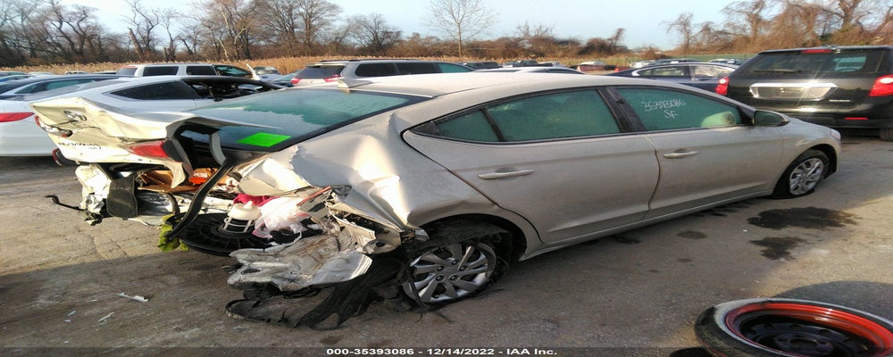 KMHD74LF6HU127601 2017 HYUNDAI ELANTRA photo no. 4