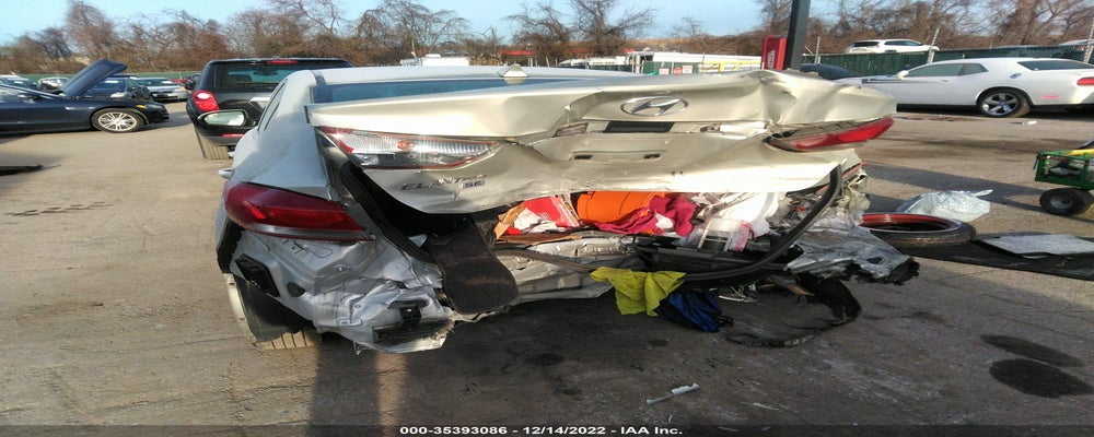 KMHD74LF6HU127601 2017 HYUNDAI ELANTRA photo no. 6