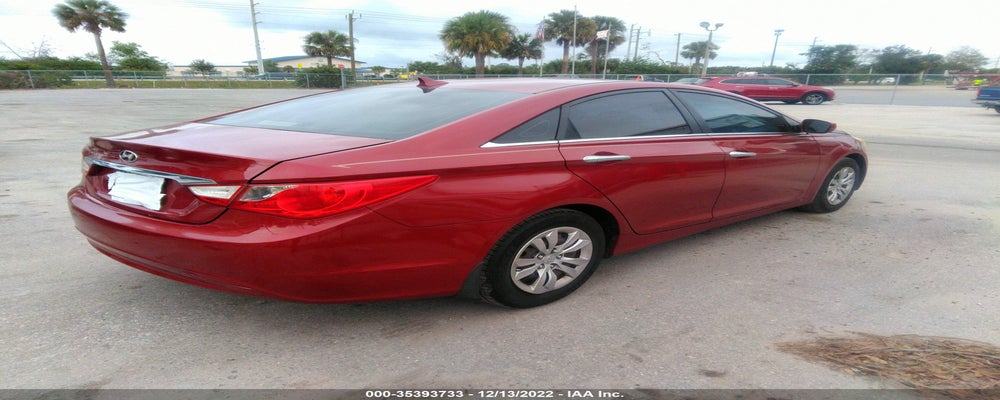 5NPEB4AC2BH174710 2011 HYUNDAI SONATA photo no. 4