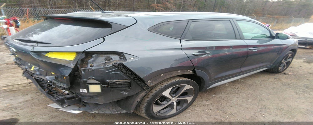 KM8J33A29HU460366 2017 HYUNDAI TUCSON photo no. 4