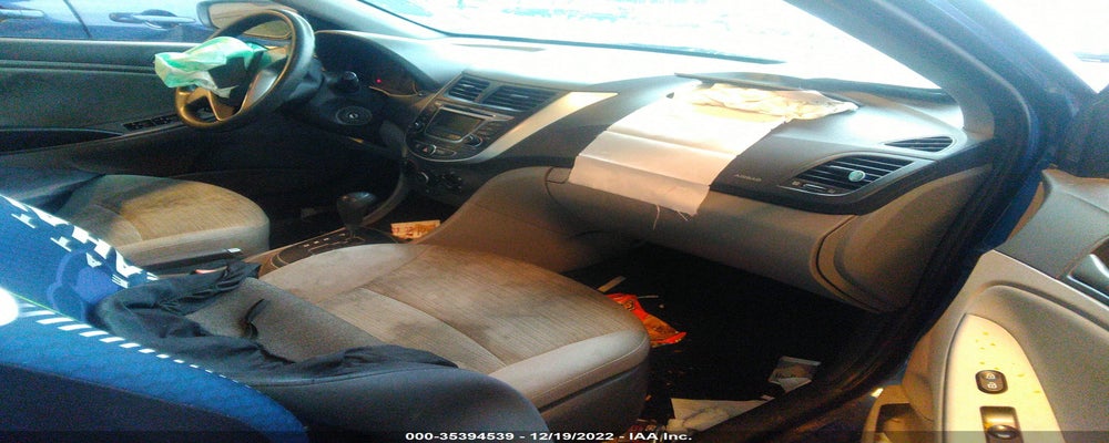 KMHCT4AE9HU189351 2017 HYUNDAI ACCENT photo no. 5