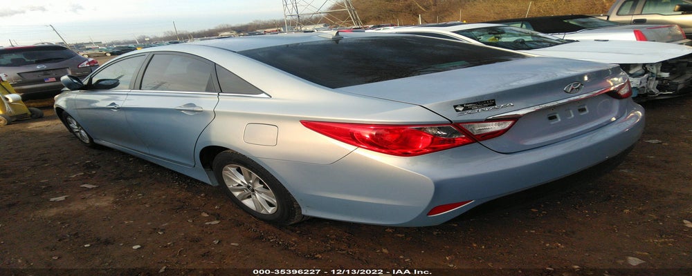 5NPEB4AC2EH930153 2014 HYUNDAI SONATA photo no. 3