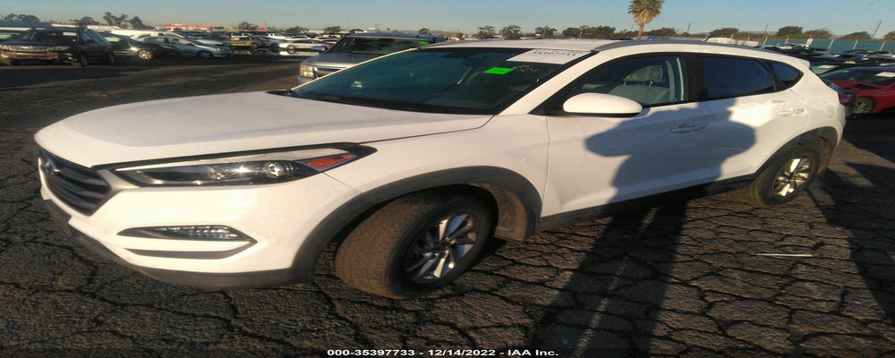 KM8J33A41GU181204 2016 HYUNDAI TUCSON photo no. 2