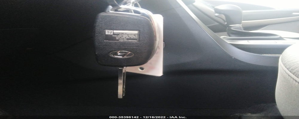 5XYZT3LB7GG318778 2016 HYUNDAI SANTA FE SPORT photo no. 11