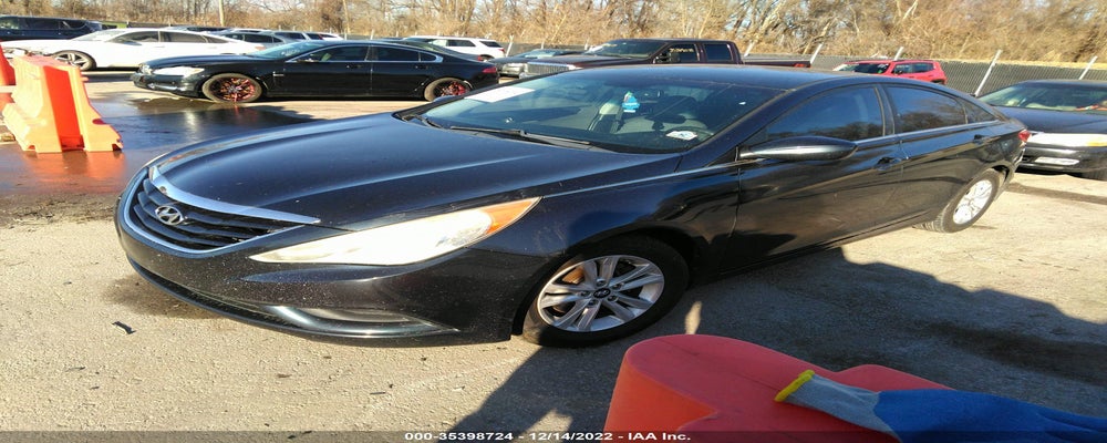 5NPEB4ACXBH255938 2011 HYUNDAI SONATA photo no. 2