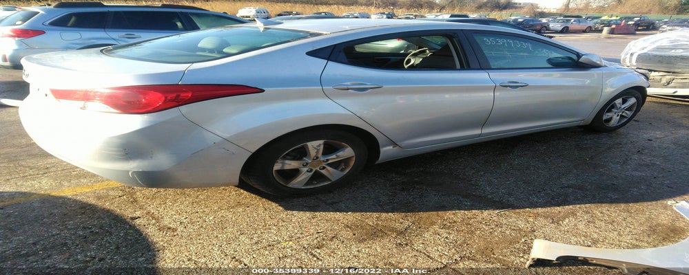 5NPDH4AE7DH316967 2013 HYUNDAI ELANTRA photo no. 4