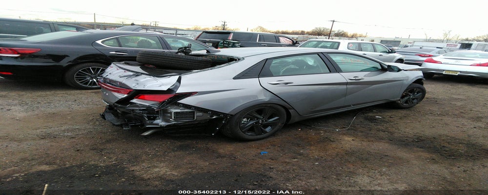 KMHLM4AG6PU442767 2023 HYUNDAI ELANTRA photo no. 4