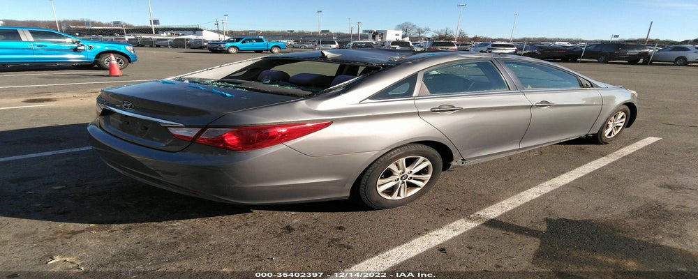 5NPEB4AC9BH079111 2011 HYUNDAI SONATA photo no. 4