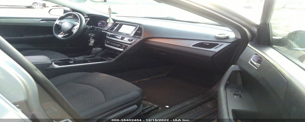 5NPE24AFXJH714443 2018 HYUNDAI SONATA photo no. 5