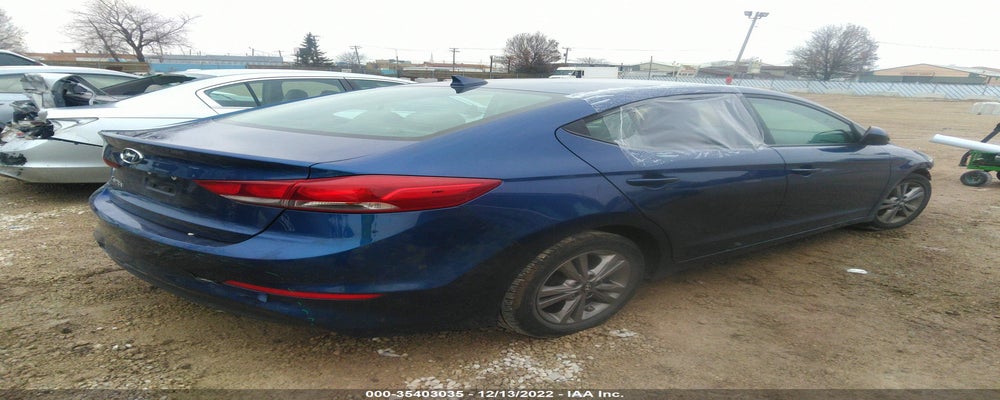 5NPD84LFXHH188767 2017 HYUNDAI ELANTRA photo no. 4