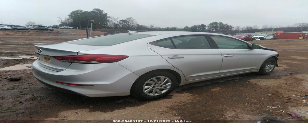 KMHD74LF6HU081333 2017 HYUNDAI ELANTRA photo no. 4