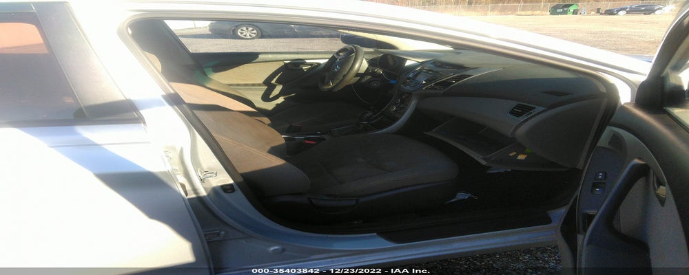 KMHDH4AE2GU576103 2016 HYUNDAI ELANTRA photo no. 5